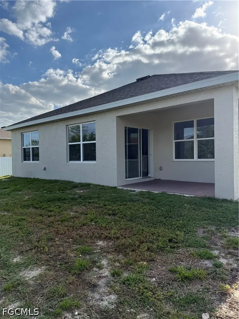 1437 NW 31st Place Cape Coral FL 33993