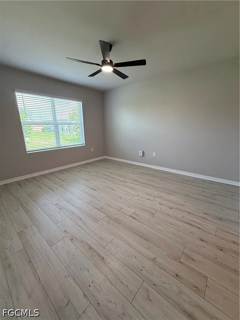 1437 NW 31st Place Cape Coral FL 33993