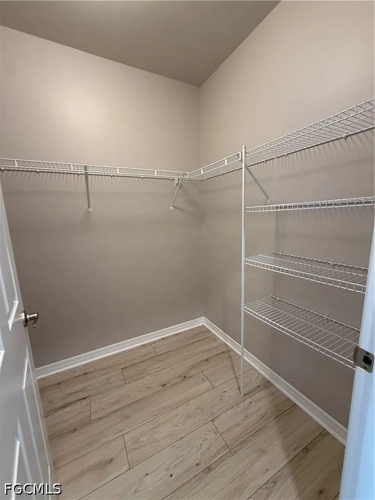 1437 NW 31st Place Cape Coral FL 33993