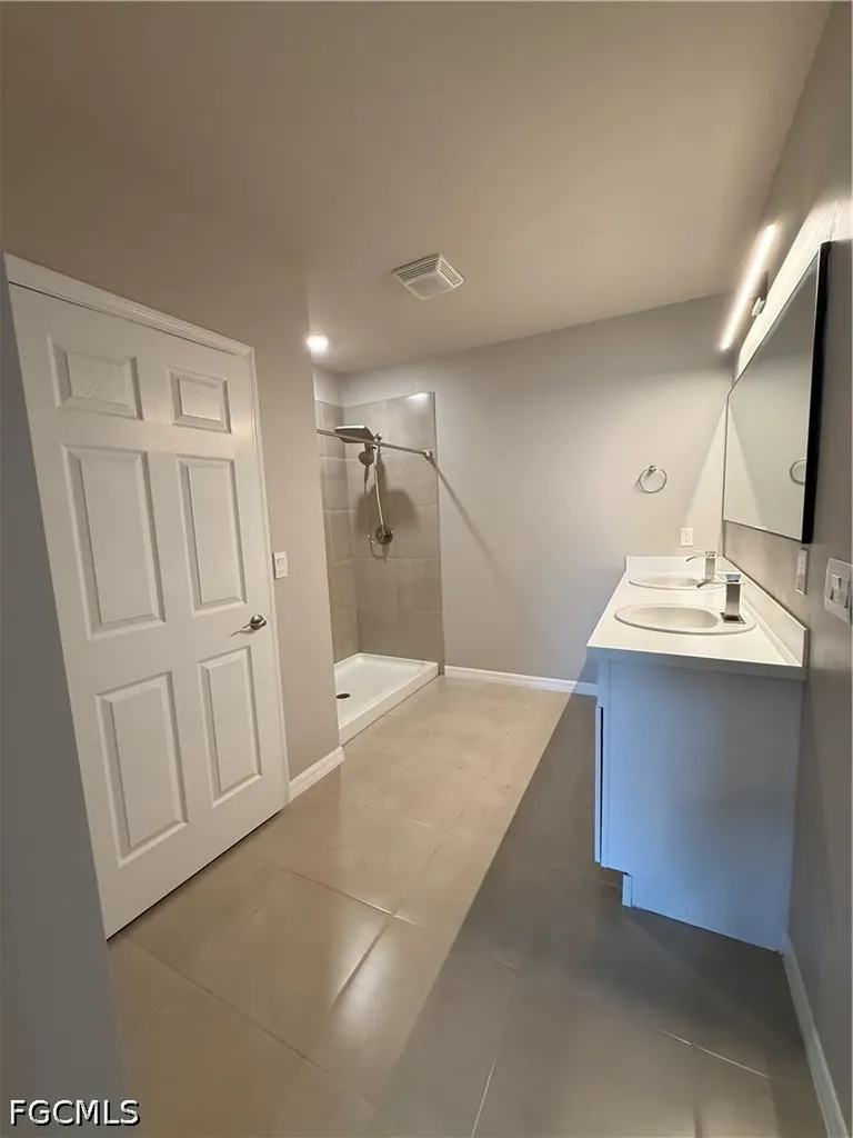 1437 NW 31st Place Cape Coral FL 33993