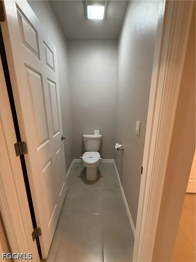 1437 NW 31st Place Cape Coral FL 33993