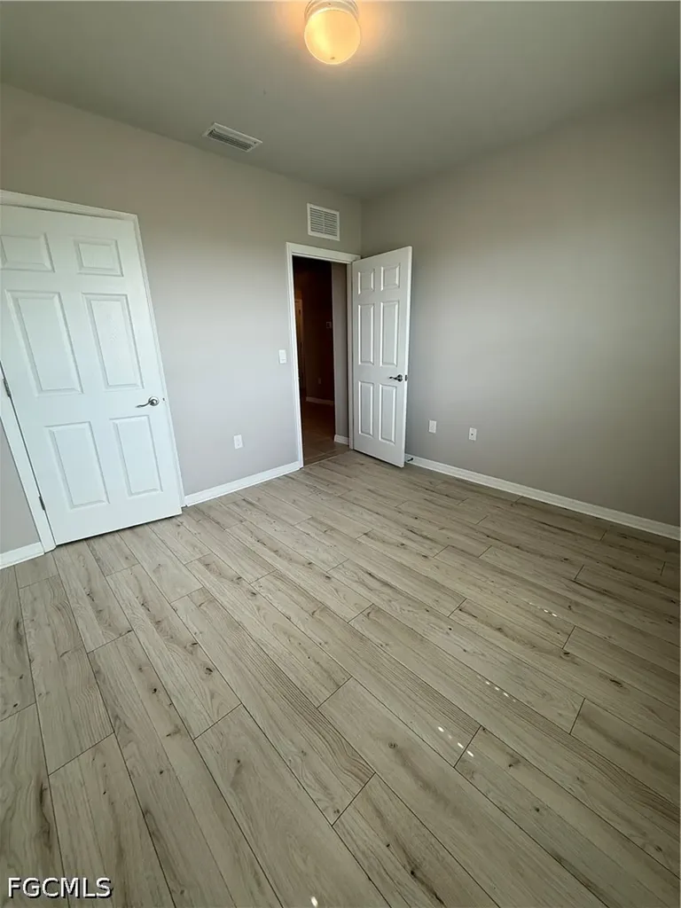 1437 NW 31st Place Cape Coral FL 33993