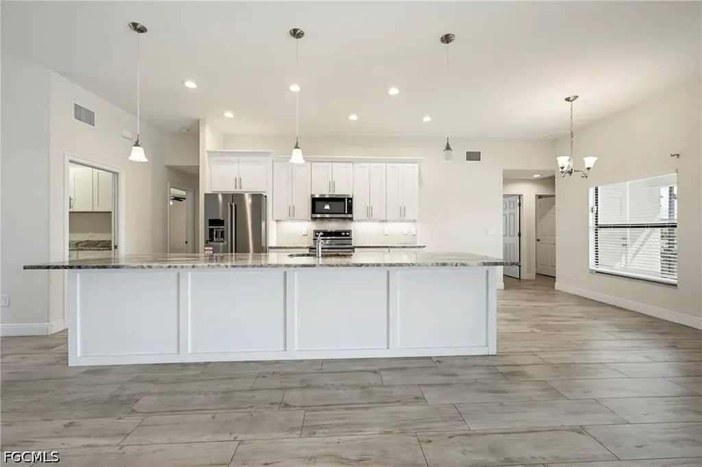 2359 NW 38th Avenue Cape Coral FL 33993