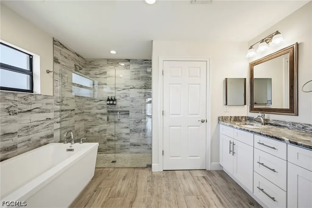 2359 NW 38th Avenue Cape Coral FL 33993