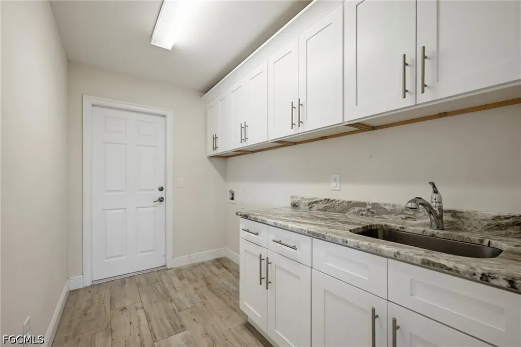 2359 NW 38th Avenue Cape Coral FL 33993