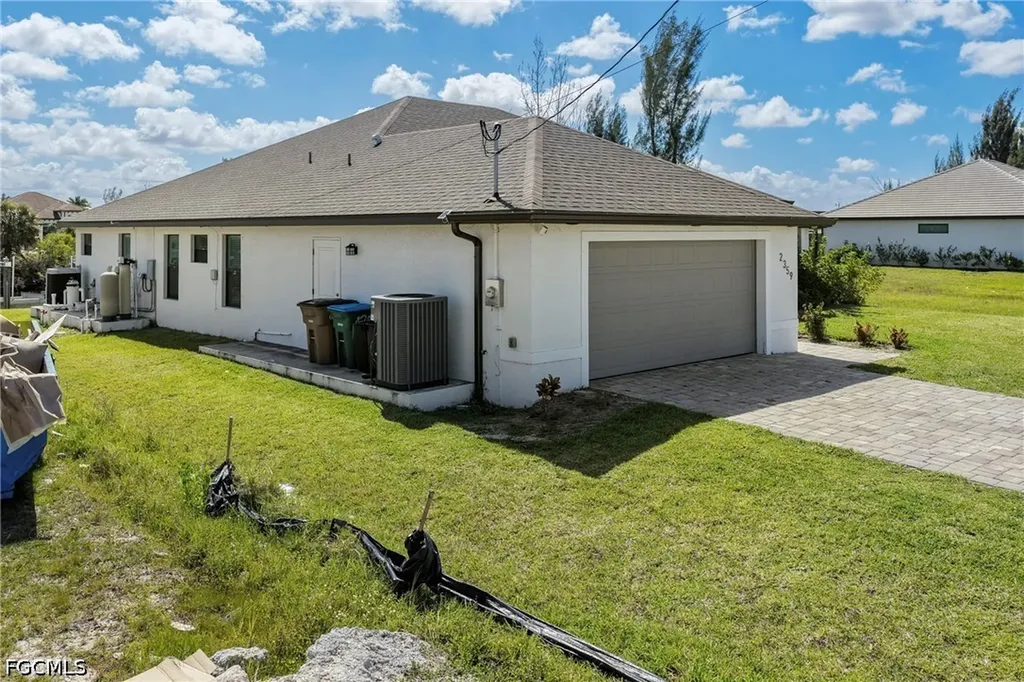2359 NW 38th Avenue Cape Coral FL 33993