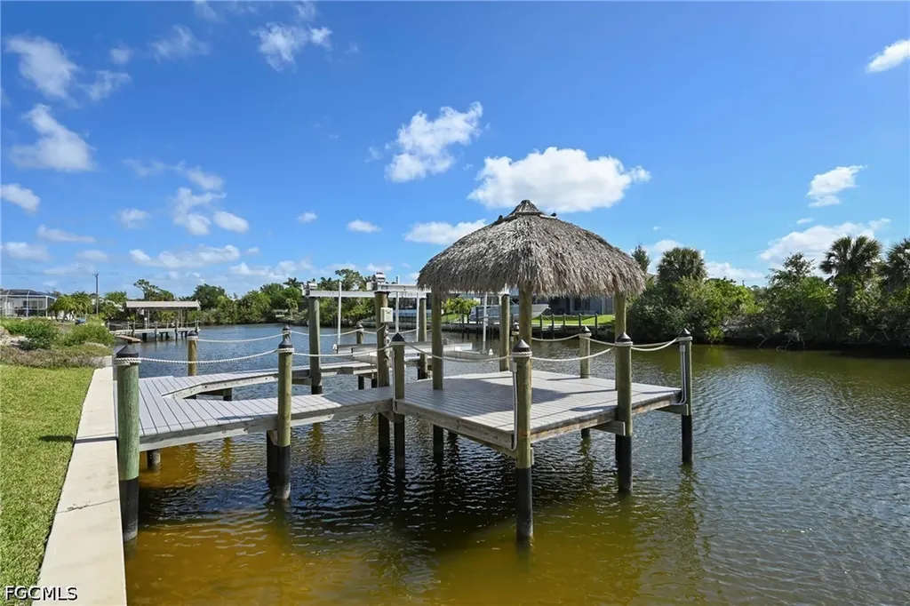 2359 NW 38th Avenue Cape Coral FL 33993