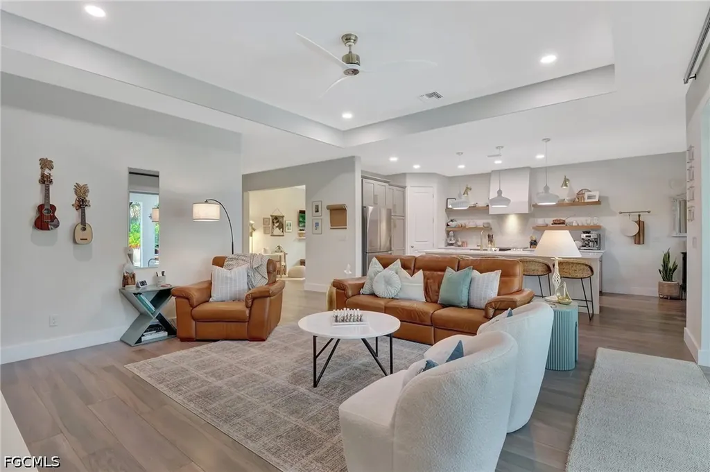 8517 S Lake Circle Fort Myers FL 33908