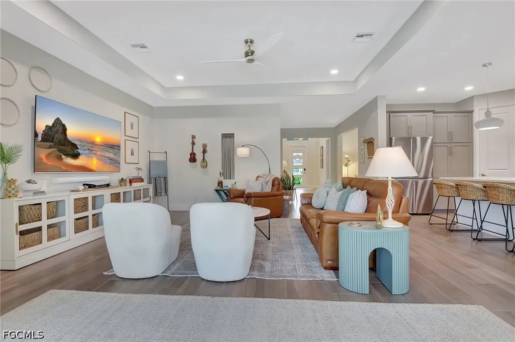 8517 S Lake Circle Fort Myers FL 33908