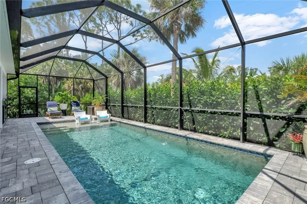 8517 S Lake Circle Fort Myers FL 33908