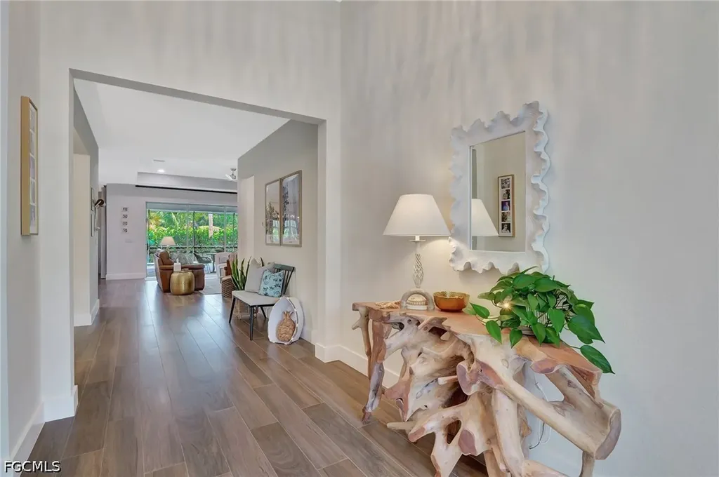 8517 S Lake Circle Fort Myers FL 33908