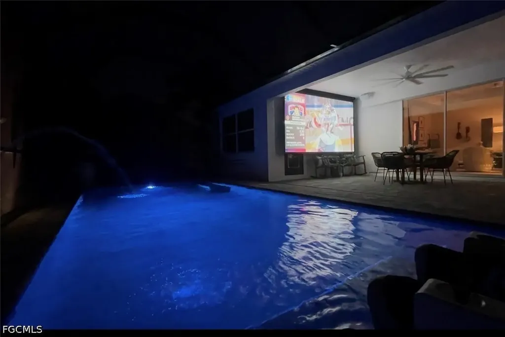8517 S Lake Circle Fort Myers FL 33908