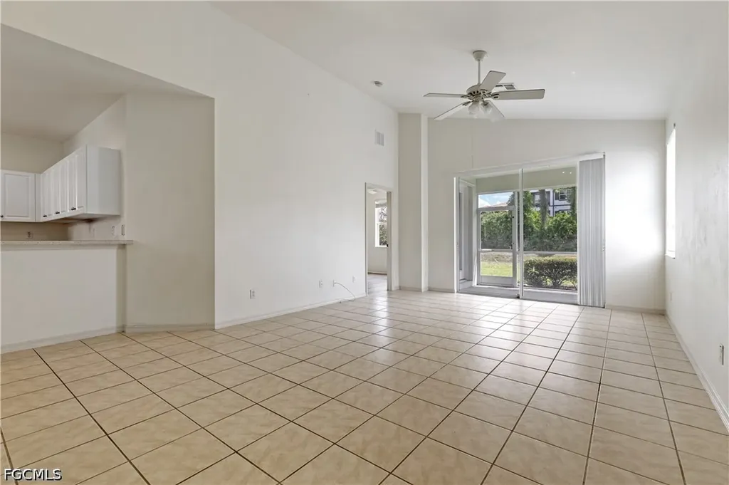 4280 Avian Avenue Fort Myers FL 33916