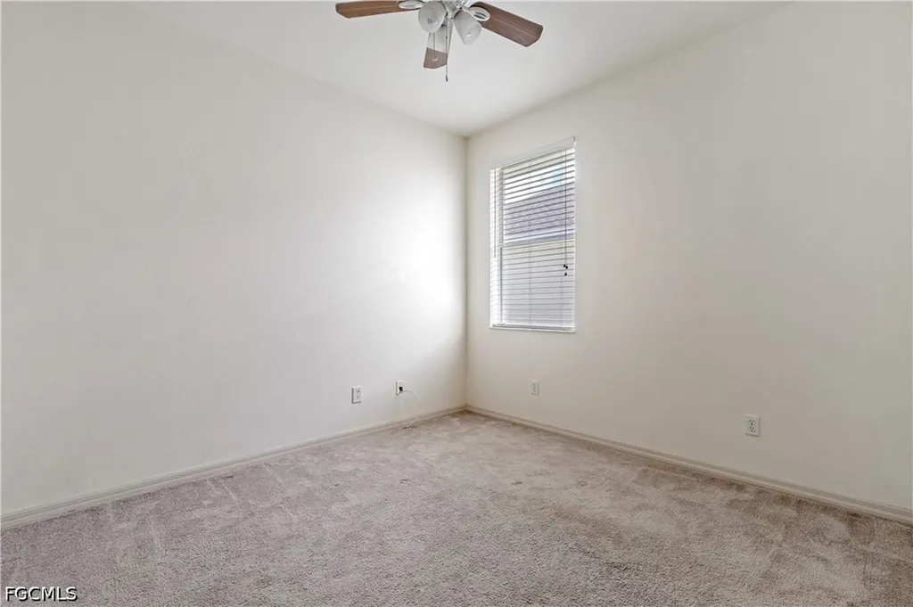 4280 Avian Avenue Fort Myers FL 33916