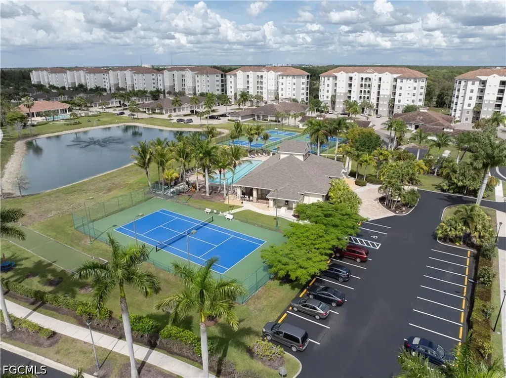 4280 Avian Avenue Fort Myers FL 33916