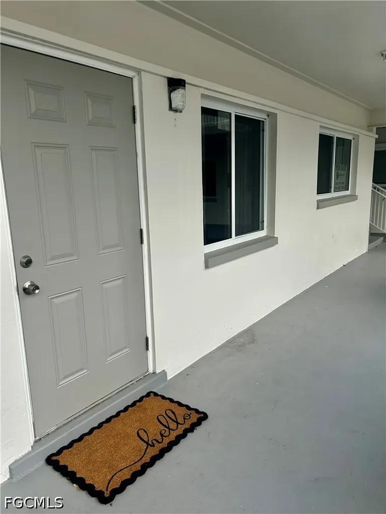 2590 1st Street Fort Myers FL 33901