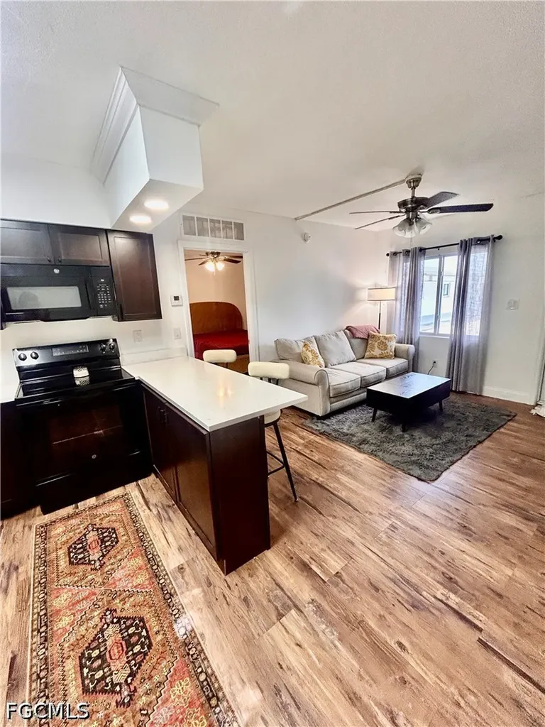 2590 1st Street Fort Myers FL 33901
