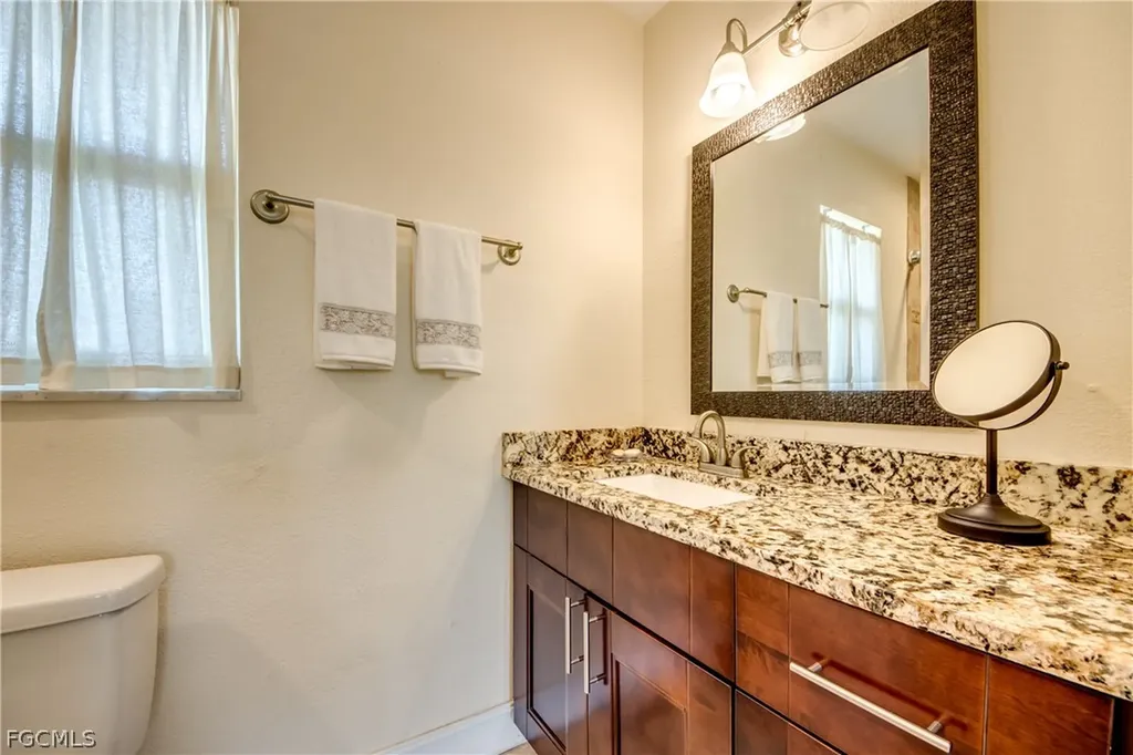 4156 Country Club Boulevard SE Cape Coral FL 33904