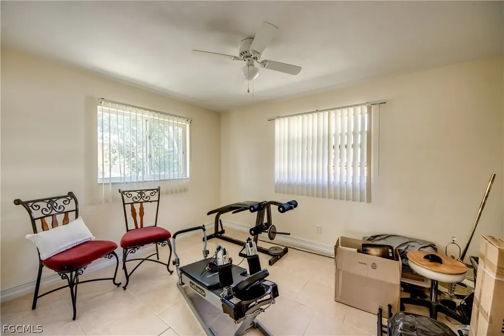 4156 Country Club Boulevard SE Cape Coral FL 33904