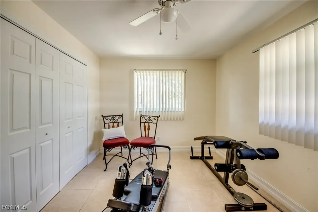 4156 Country Club Boulevard SE Cape Coral FL 33904