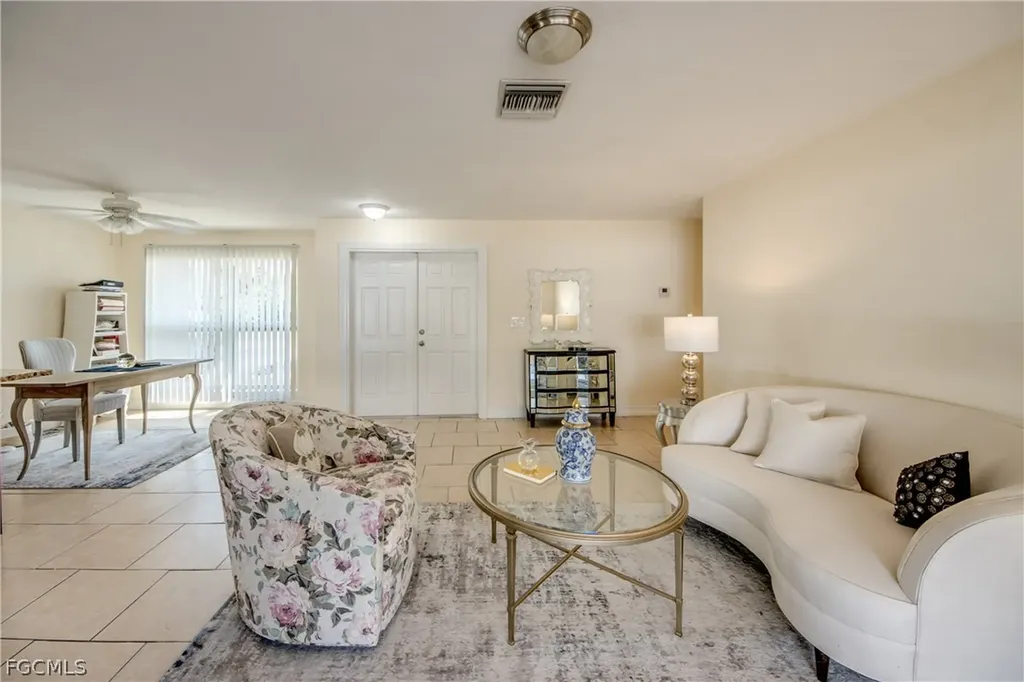 4156 Country Club Boulevard SE Cape Coral FL 33904