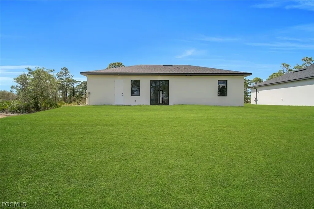637 Summit Avenue S Lehigh Acres FL 33974