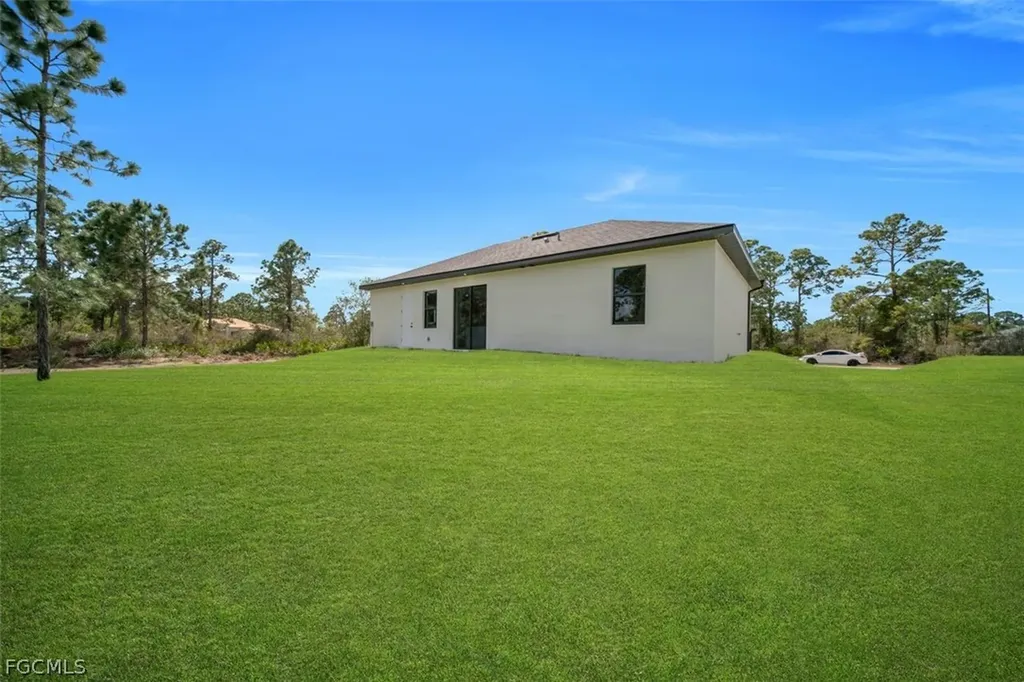 637 Summit Avenue S Lehigh Acres FL 33974