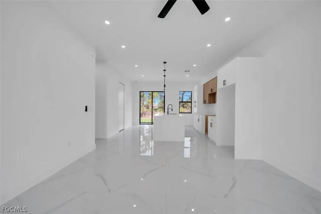 637 Summit Avenue S Lehigh Acres FL 33974