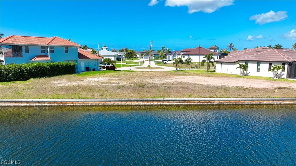 3000 SW 40th Lane Cape Coral FL 33914