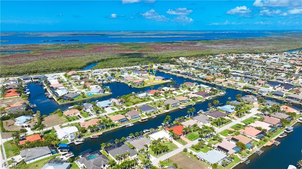 3000 SW 40th Lane Cape Coral FL 33914