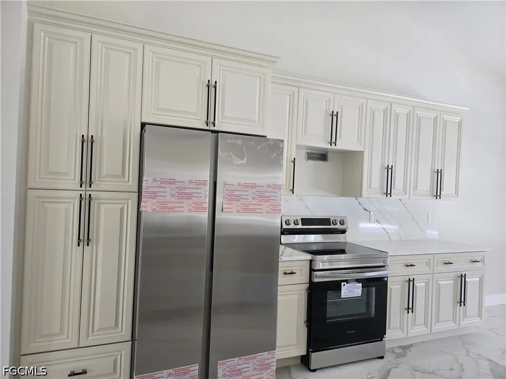1918 SW 29th Terrace Cape Coral FL 33914