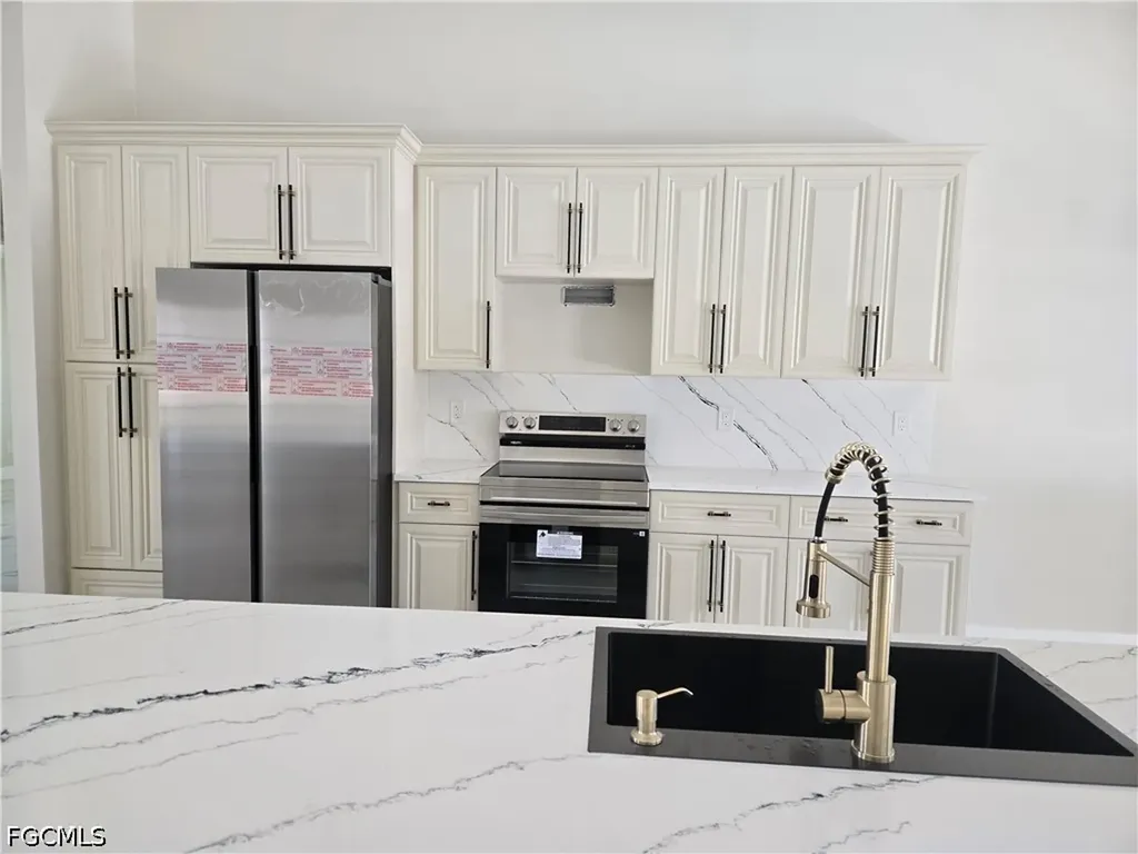 1918 SW 29th Terrace Cape Coral FL 33914