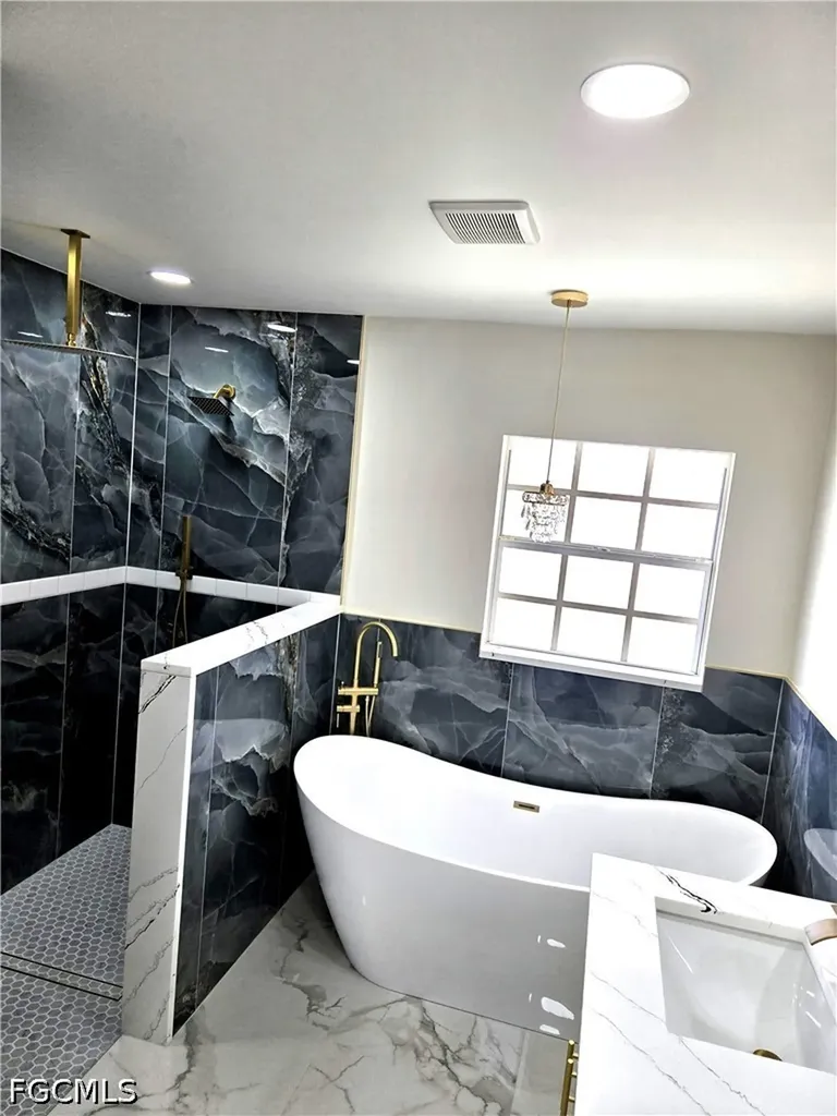 1918 SW 29th Terrace Cape Coral FL 33914