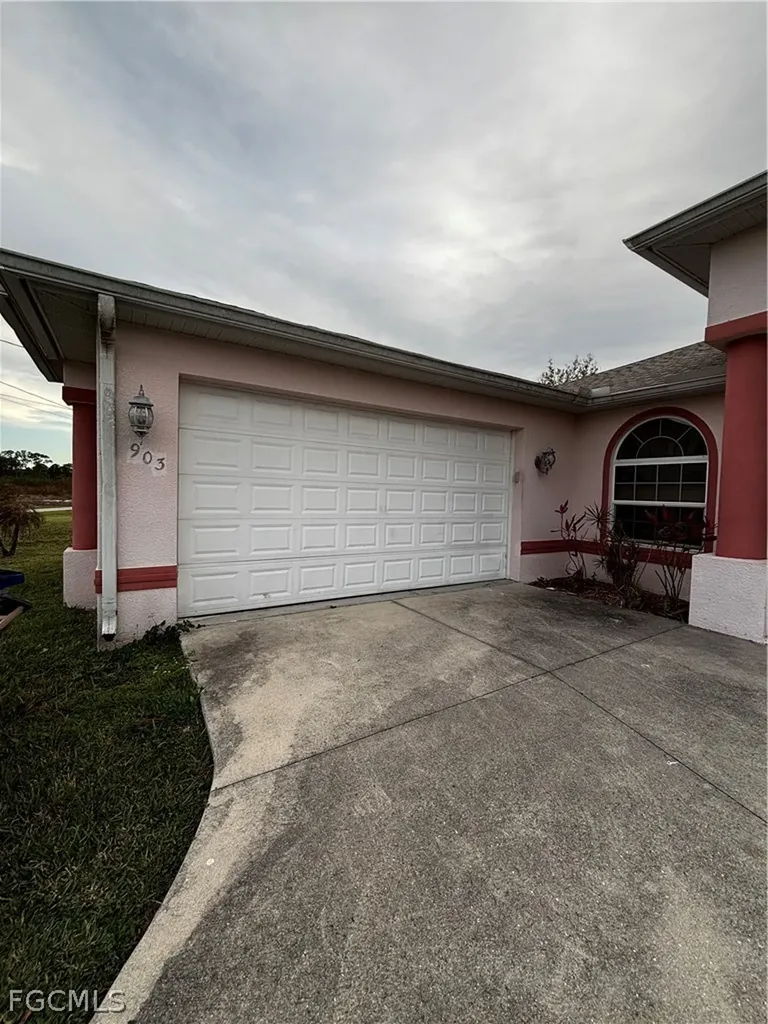903 Unice Avenue N Lehigh Acres FL 33971