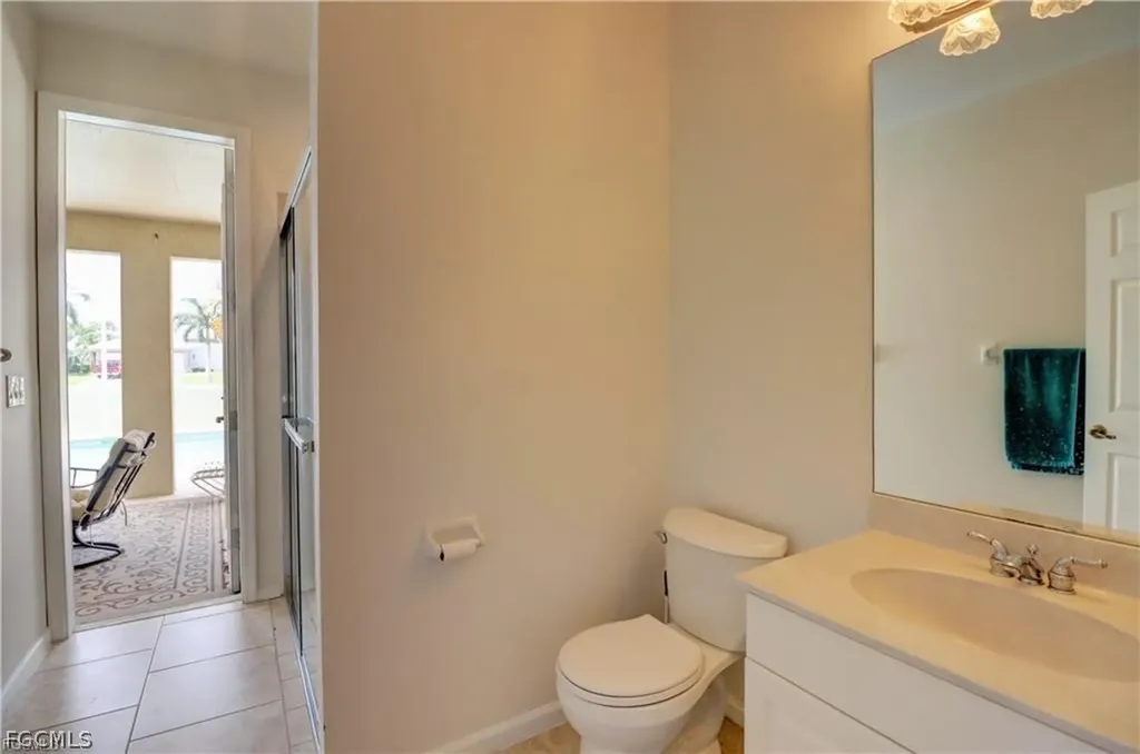 2216 SW 43rd Lane Cape Coral FL 33914