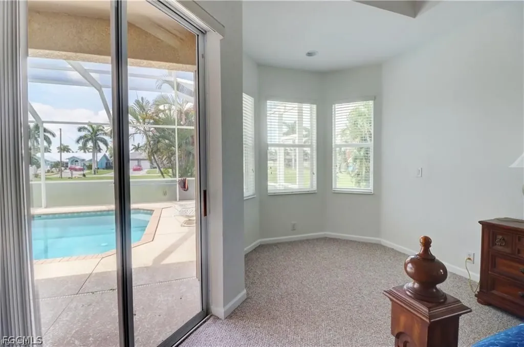 2216 SW 43rd Lane Cape Coral FL 33914