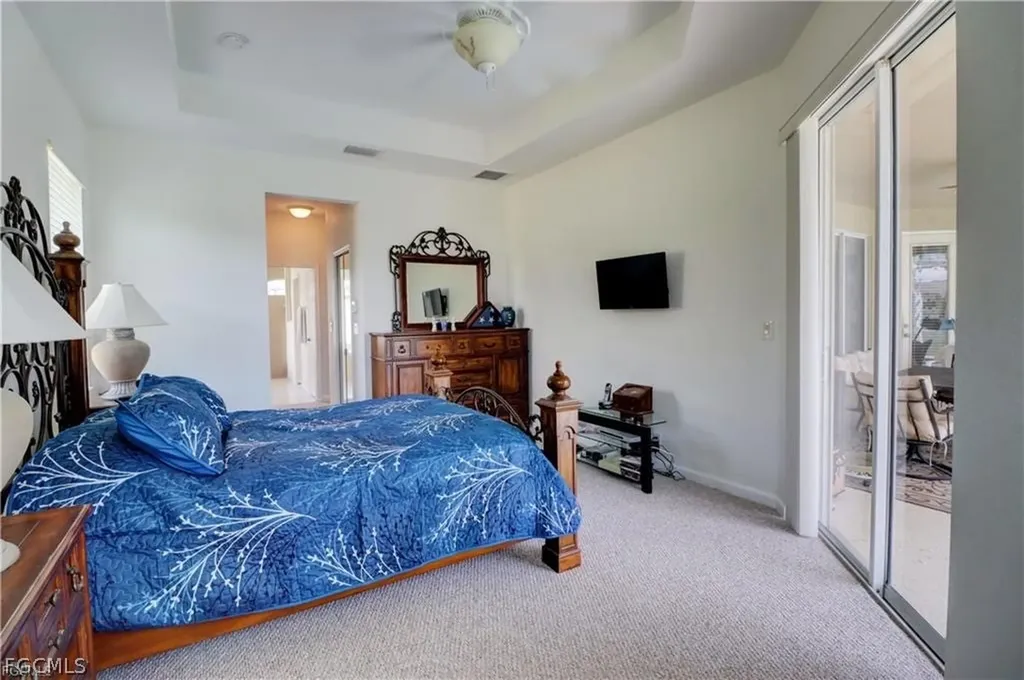2216 SW 43rd Lane Cape Coral FL 33914