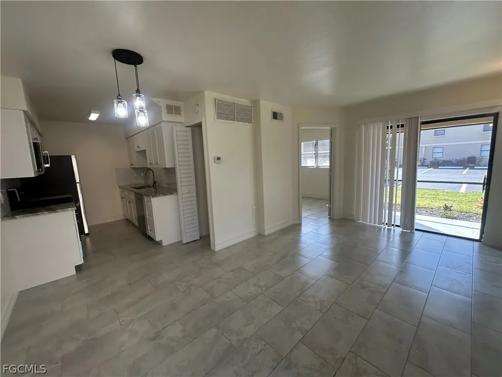 5315 Summerlin Road Fort Myers FL 33919