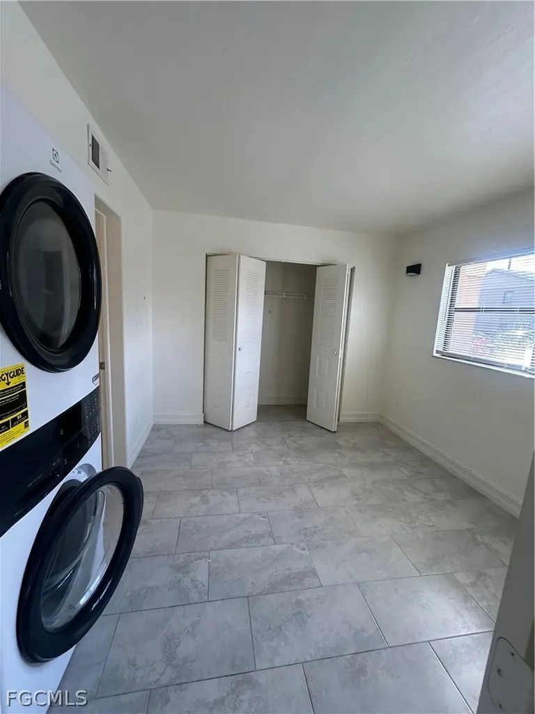 5315 Summerlin Road Fort Myers FL 33919