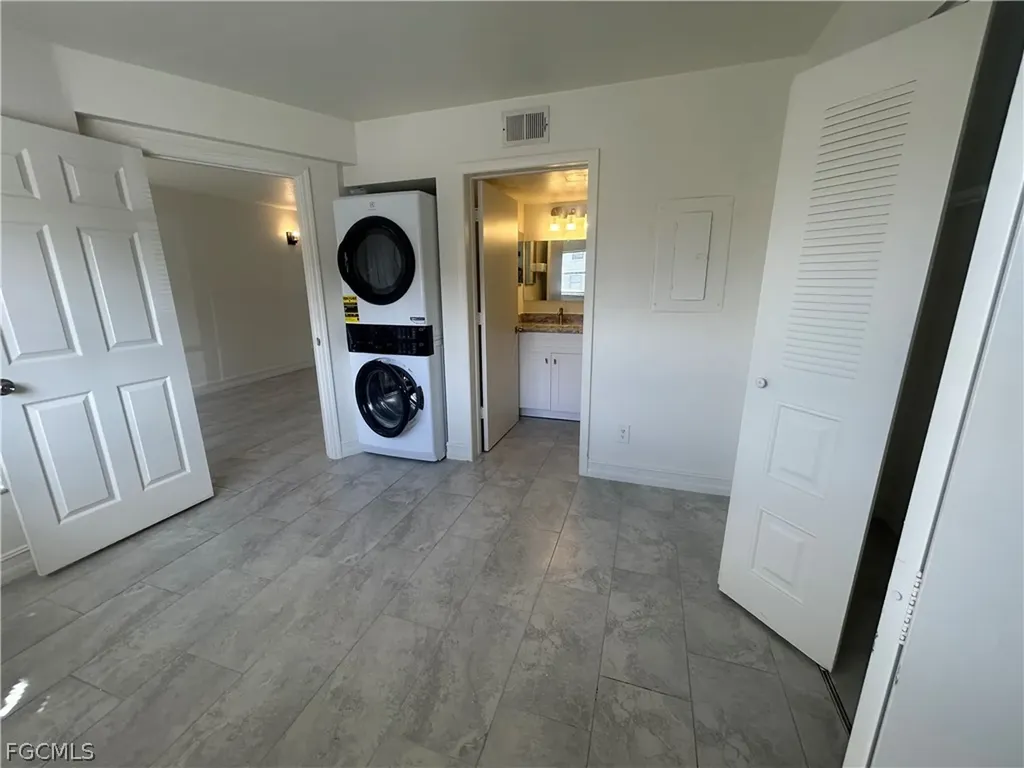 5315 Summerlin Road Fort Myers FL 33919