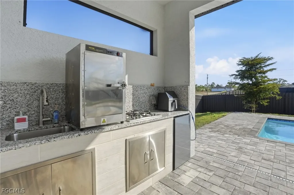 2919 El Dorado Boulevard N Cape Coral FL 33993