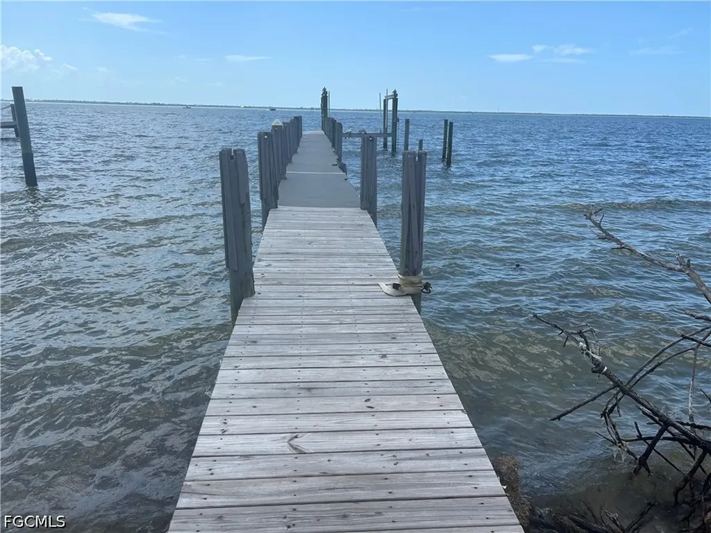 3211 Vacation Lane St. James City FL 33956