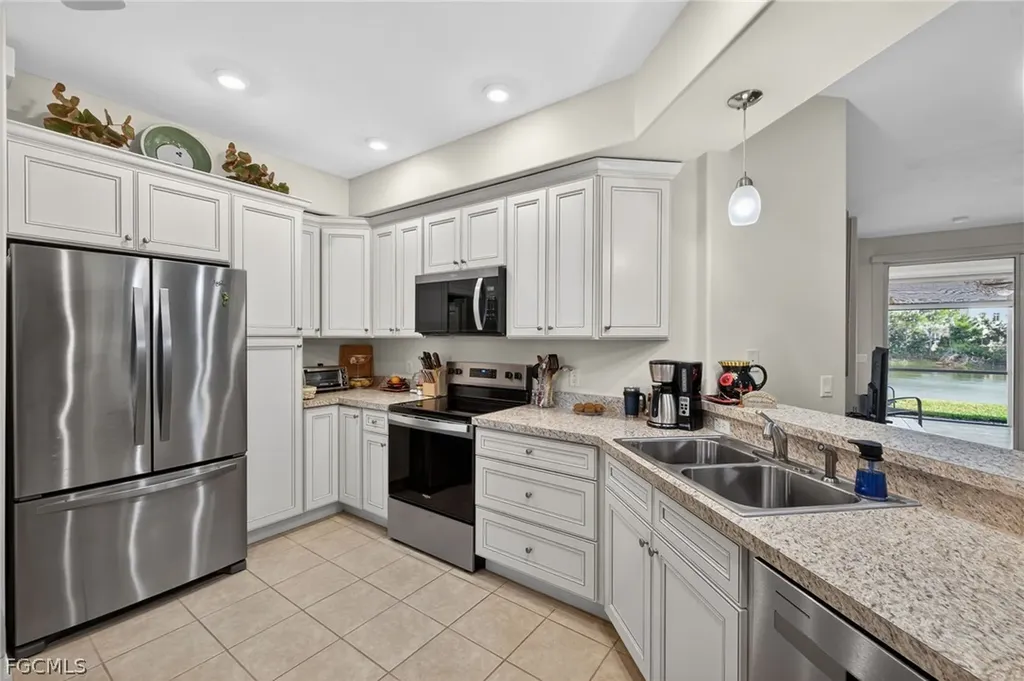 10119 Colonial Country Club Boulevard Fort Myers FL 33913