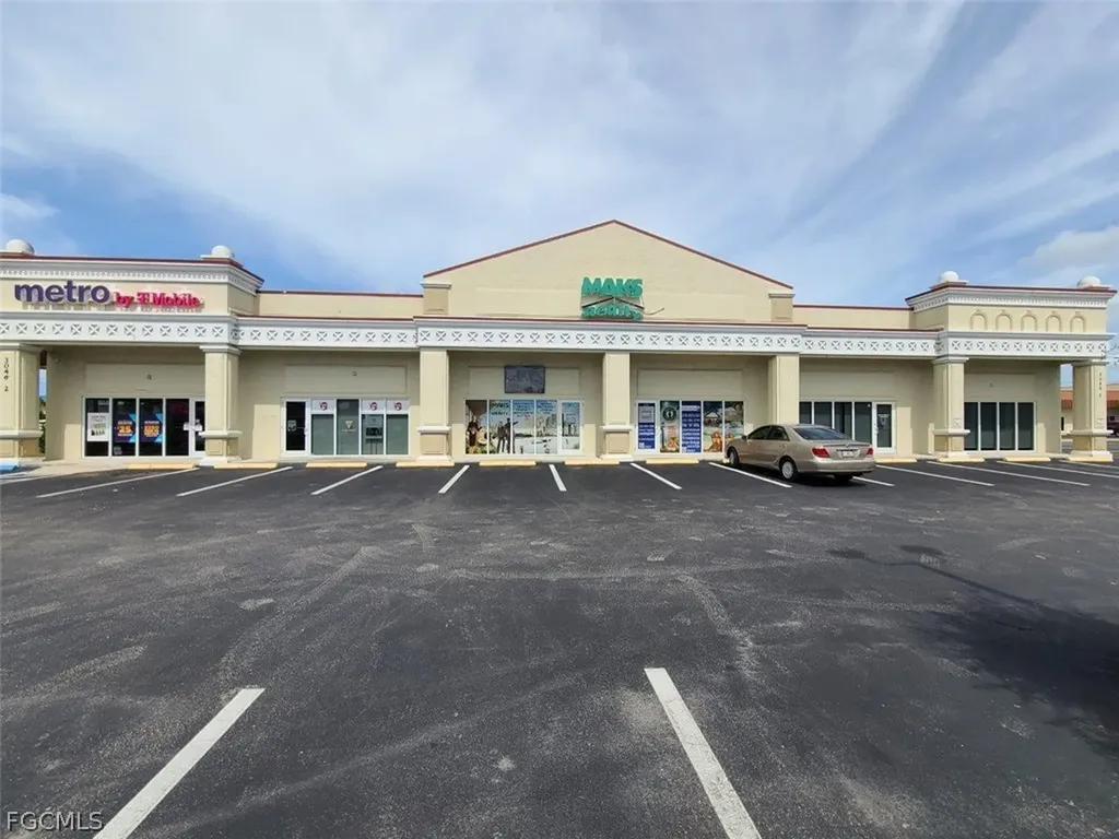 3046 Del Prado Boulevard S Cape Coral FL 33904