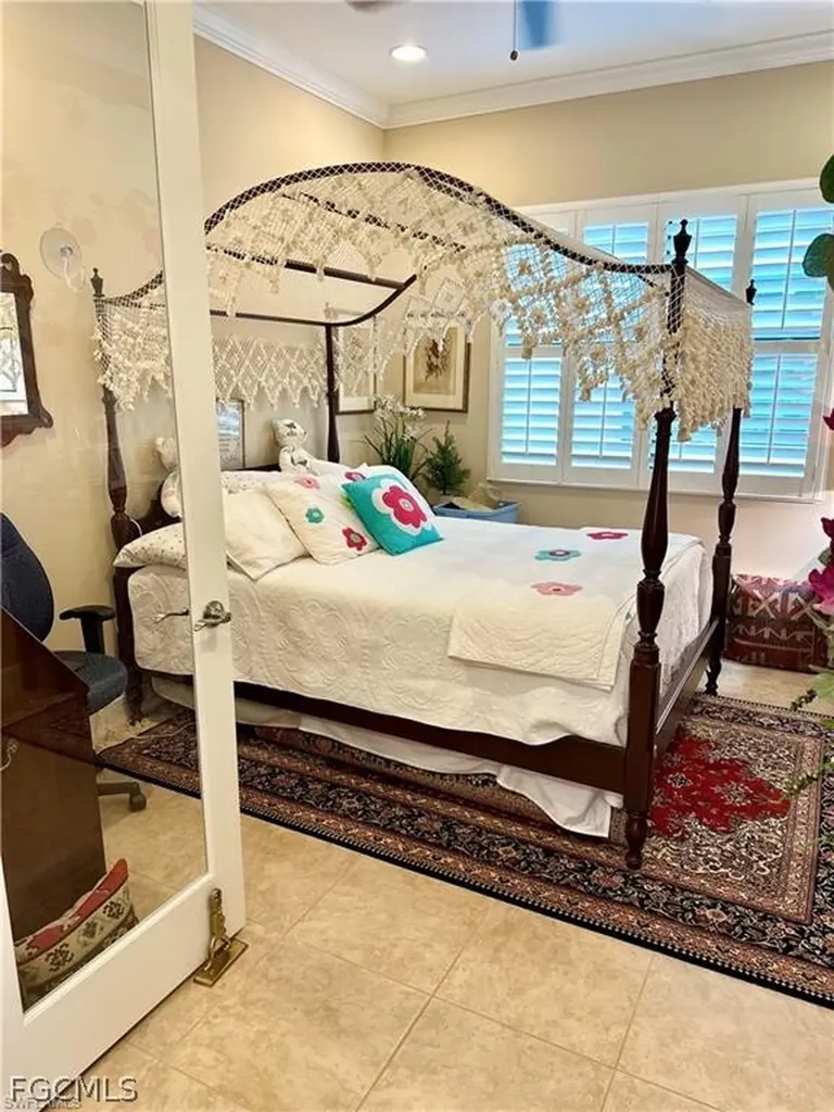 9061 Isla Bella Circle Bonita Springs FL 34135