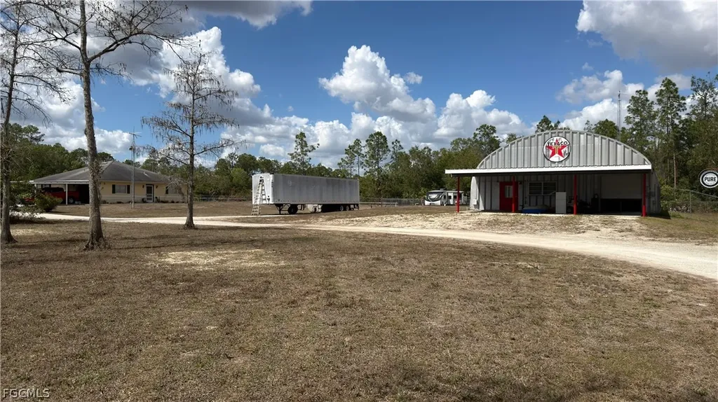3951 2nd Avenue SE Naples FL 34117