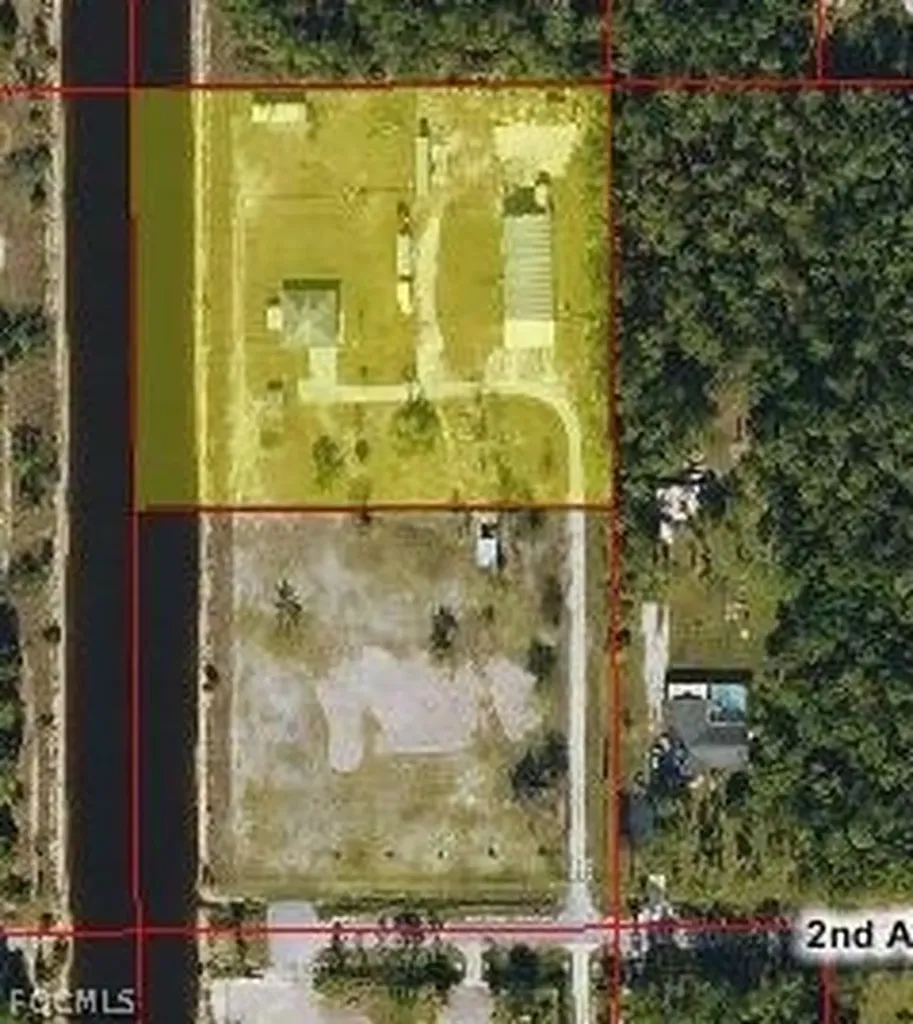 3951 2nd Avenue SE Naples FL 34117