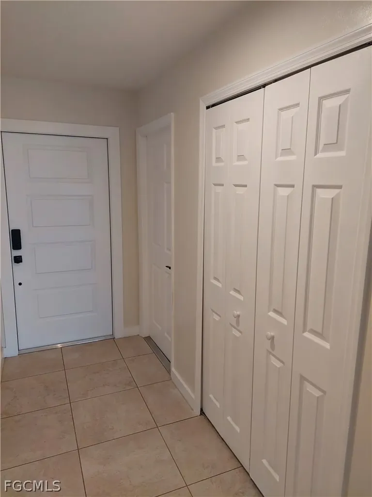 611 SE 5th Street Cape Coral FL 33990