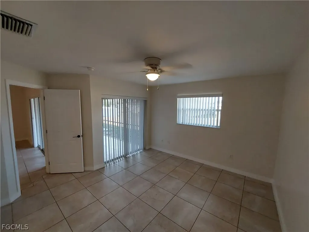 611 SE 5th Street Cape Coral FL 33990