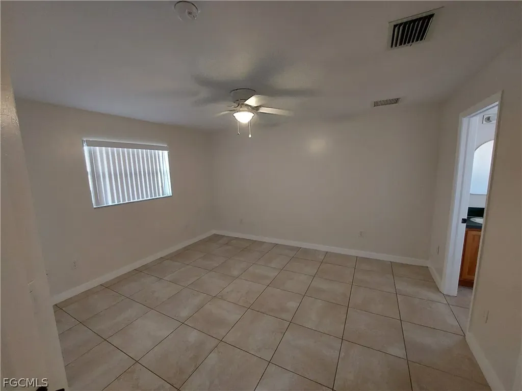 611 SE 5th Street Cape Coral FL 33990